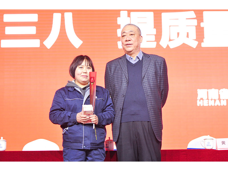 致敬巾帼模范｜美高梅优秀女工代表肖前翠
